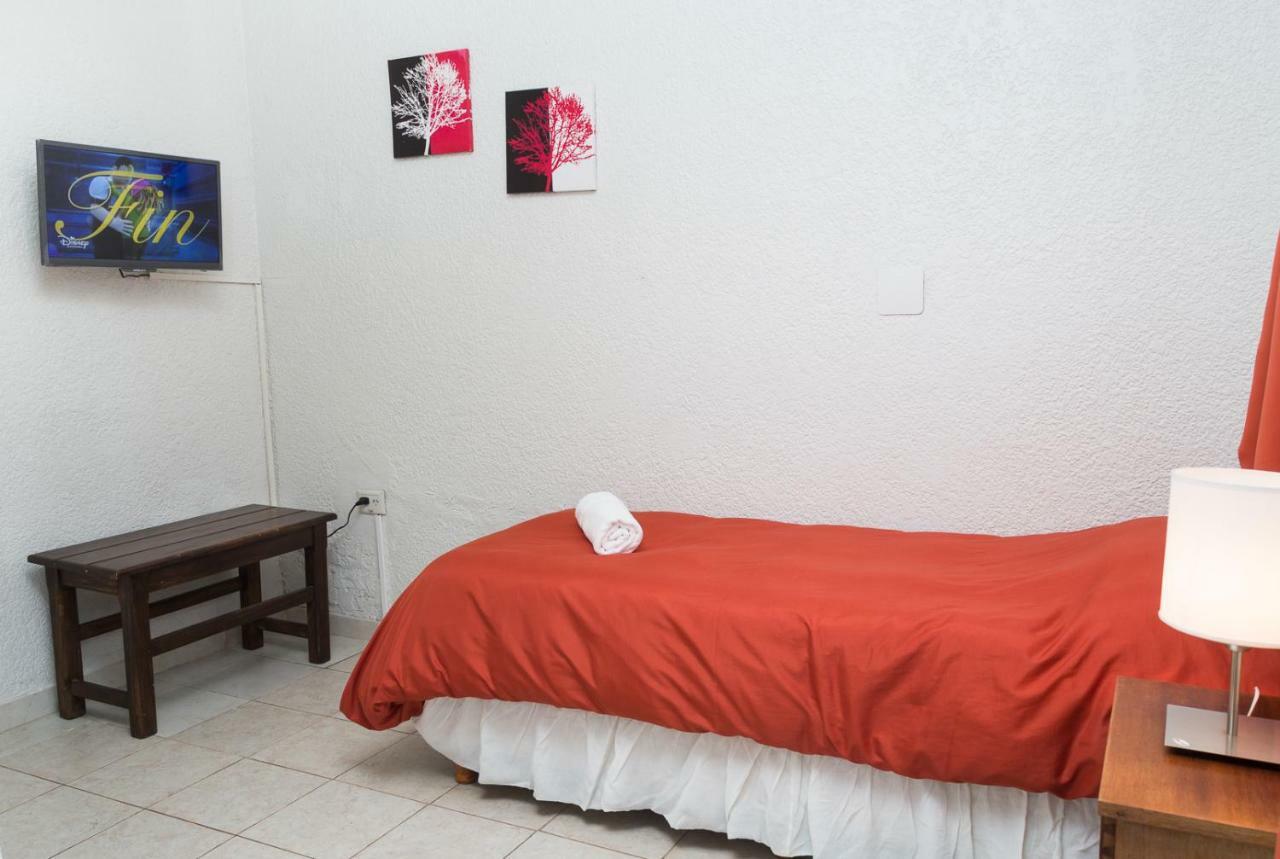 Hostel Los Troncos Сан Карлос де Барилоче Екстериор снимка