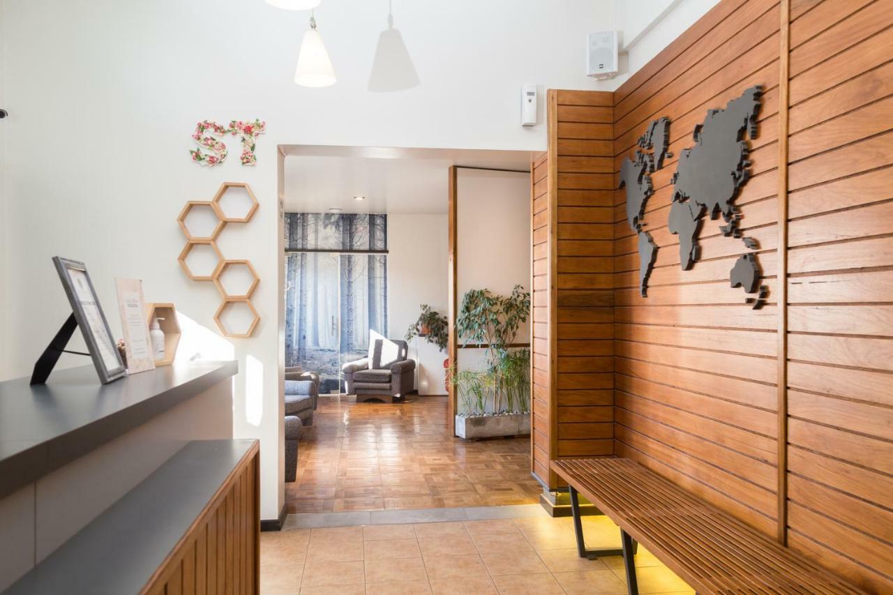 Hostel Los Troncos Сан Карлос де Барилоче Екстериор снимка
