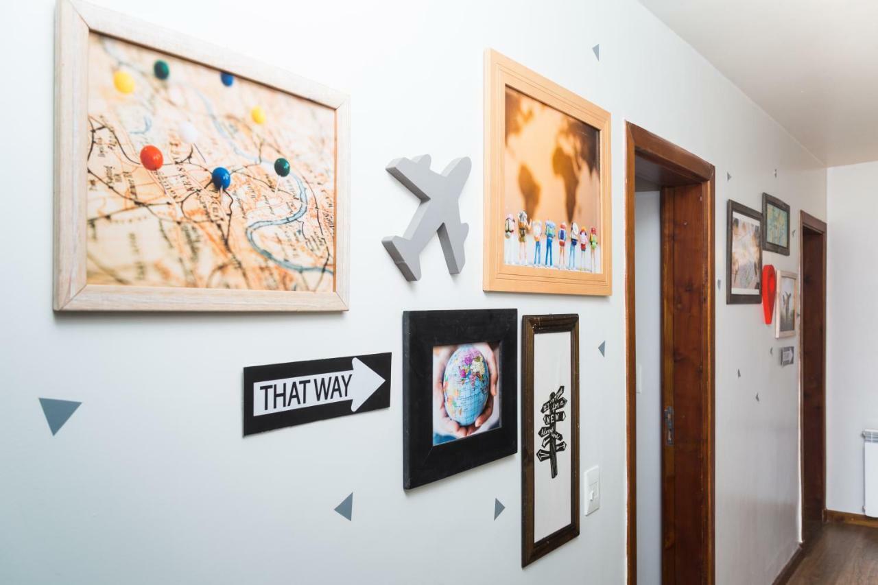 Hostel Los Troncos Сан Карлос де Барилоче Екстериор снимка